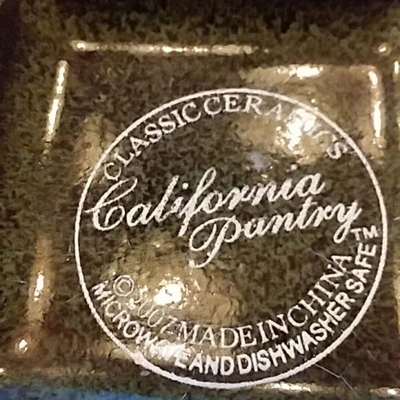 5/$15 California Pantry classic ceramics pedestal coffee mug - Picture 3 of 4